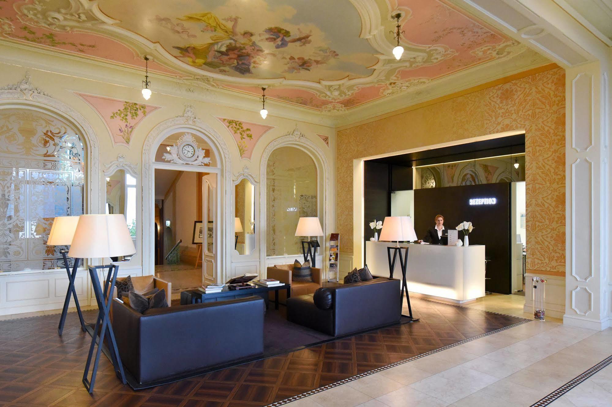 Hotel Vitznauerhof - Lifestyle Hideaway At Lake Lucerne Exterior photo